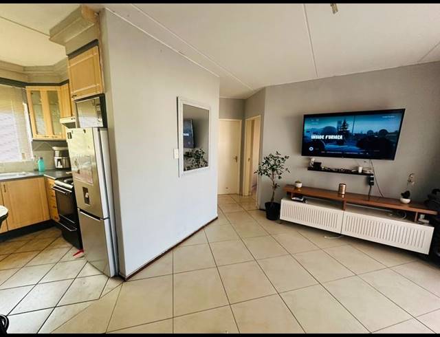 2 BEDROOM APARTMENT FOR SALE IN MONDEOR